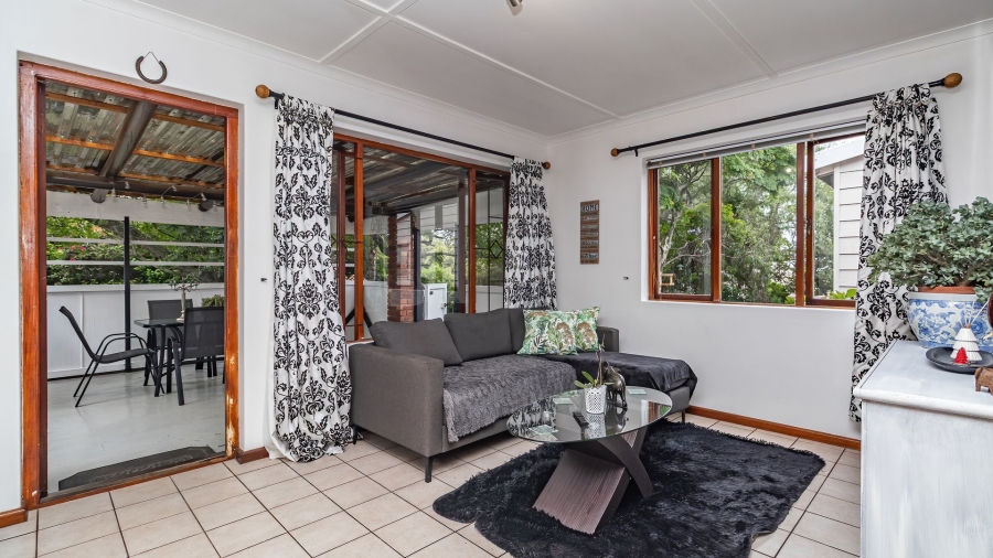 3 Bedroom Property for Sale in Bowtie Western Cape